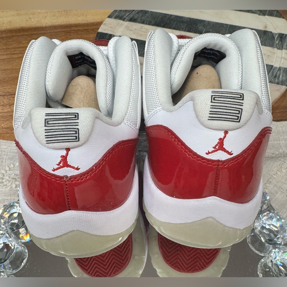 NIKE AIR JORDAN RETRO 11 LOW “CHERRY" 2016 MENS SZ 10.5 BRAND NEW 100% AUTHENTIC - Picture 9 of 12